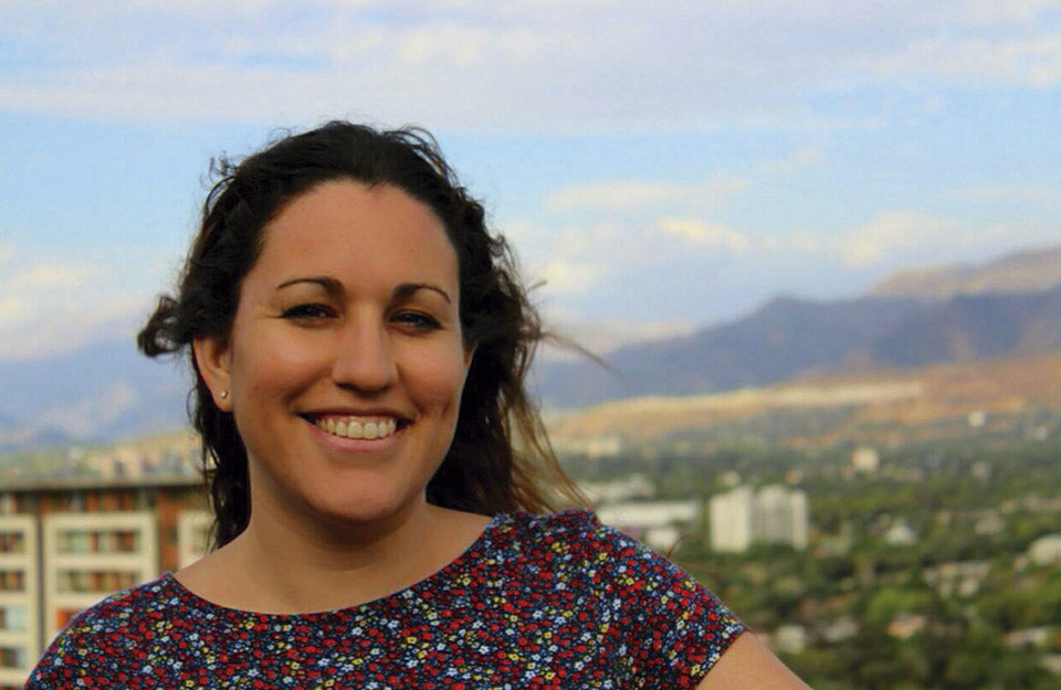 Claudia Muñoz - Compradora de Facebook